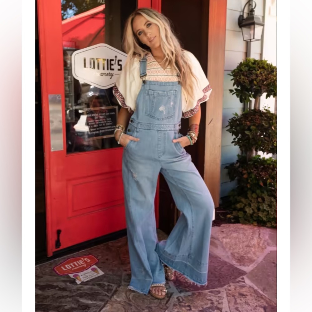 NWT Sold out at “Three Birds Nest “ Aaron and Amber Jumpsuit/ Overalls